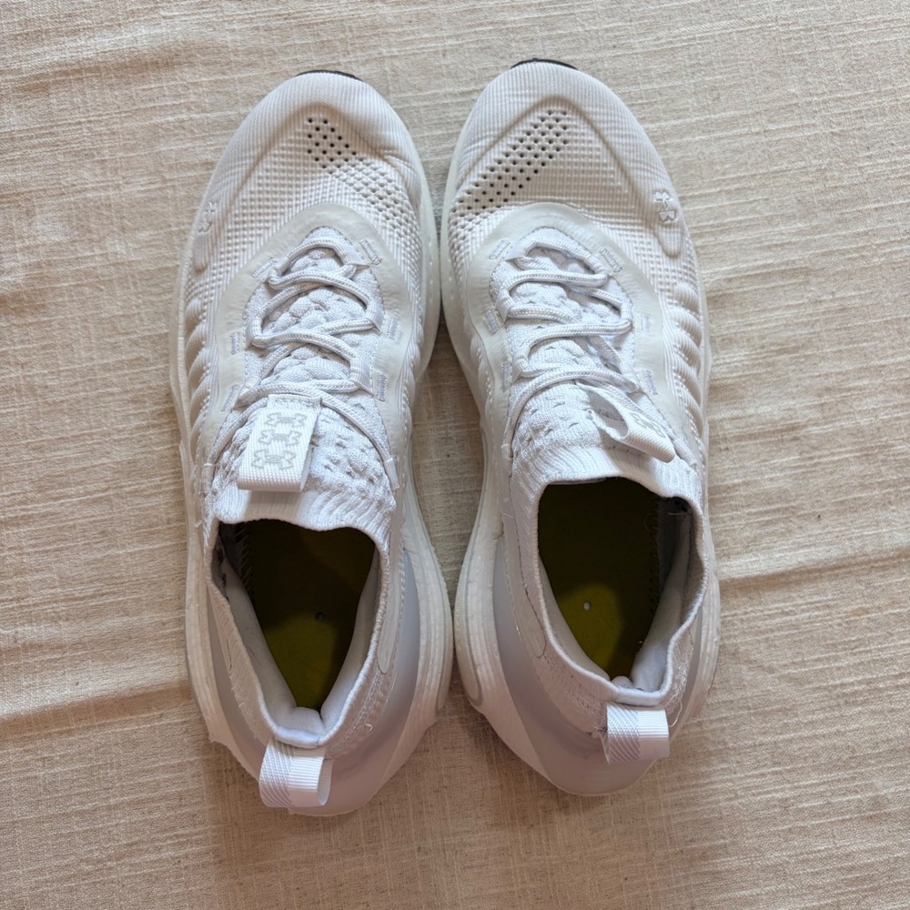 Under Armour HOVR Phantom 2 White Mod Gray Running Shoes 3023623-101 Mens 7.5